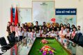 Hình ảnh đội ngũ Thầy và Trò trường tiểu học Nguyễn Thị Minh Khai chào mừng ngày 22/12 ngày thành lập Quân đội nhân dân Việt Nam