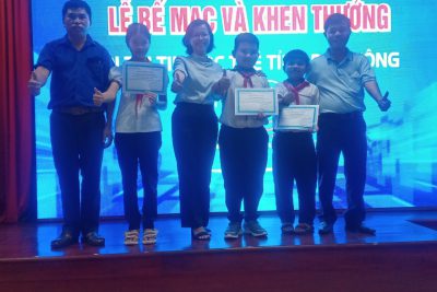 Đội tuyển tham gia Hội thi tin học trẻ tỉnh Đăk Nông